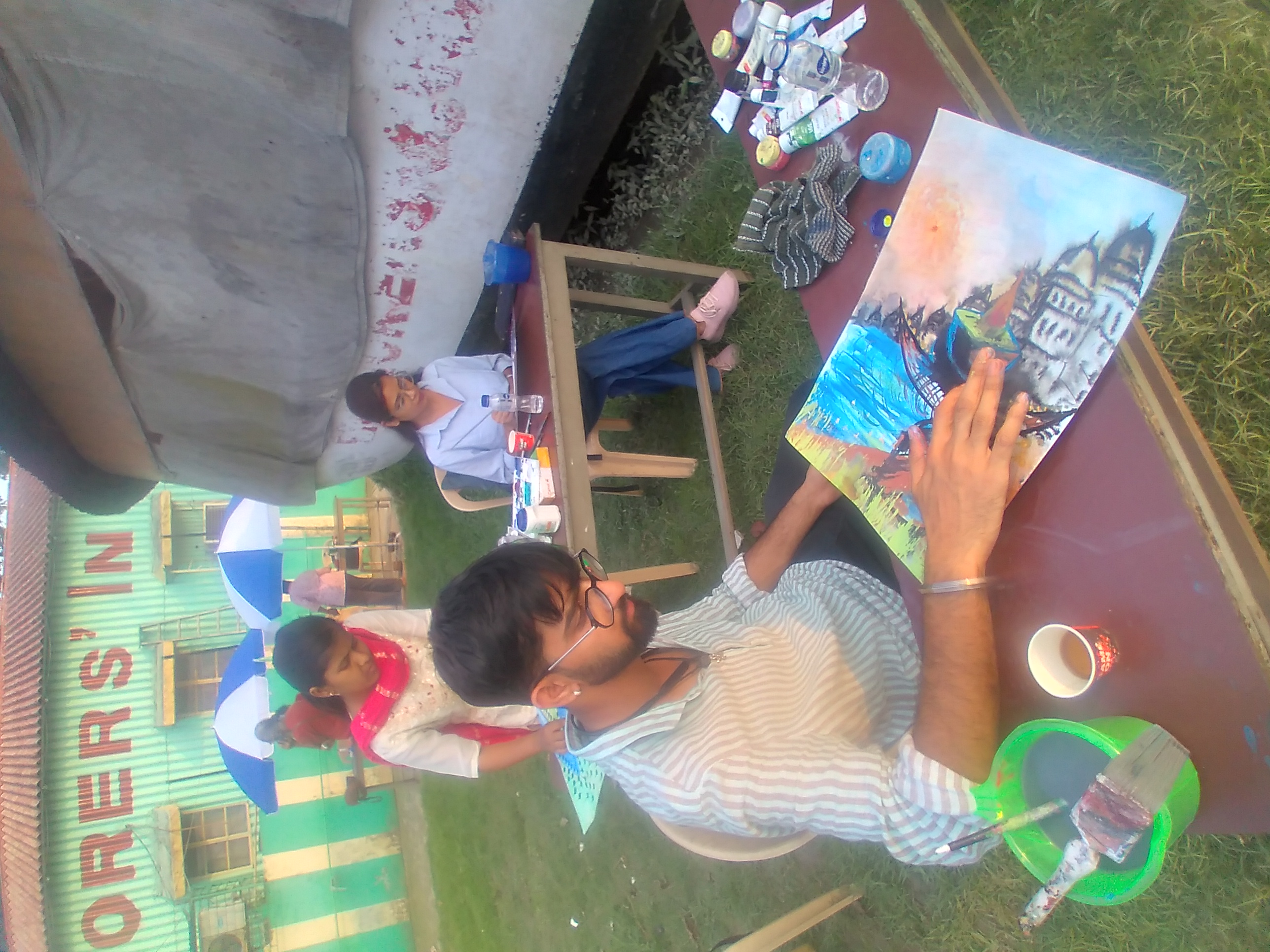 Art workshop under Nadir Sange Dekha